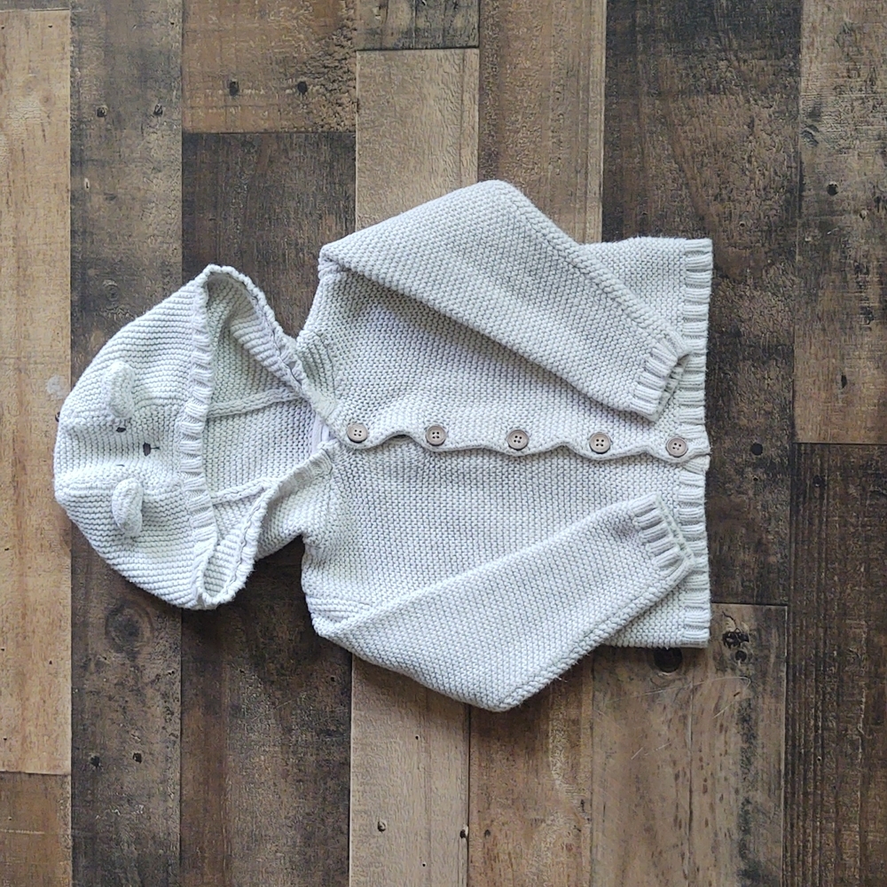 Carter's knit bear Hooded Cardigan sz 24 mon